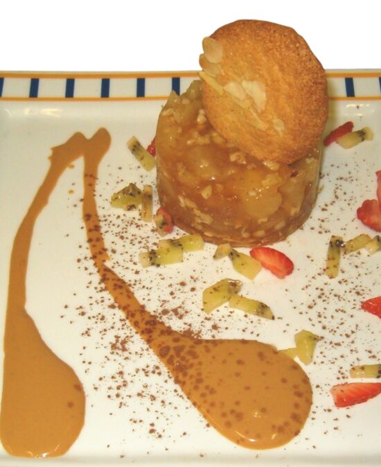 croquant aux poires au caramel laitier par le restaurant le corsaire