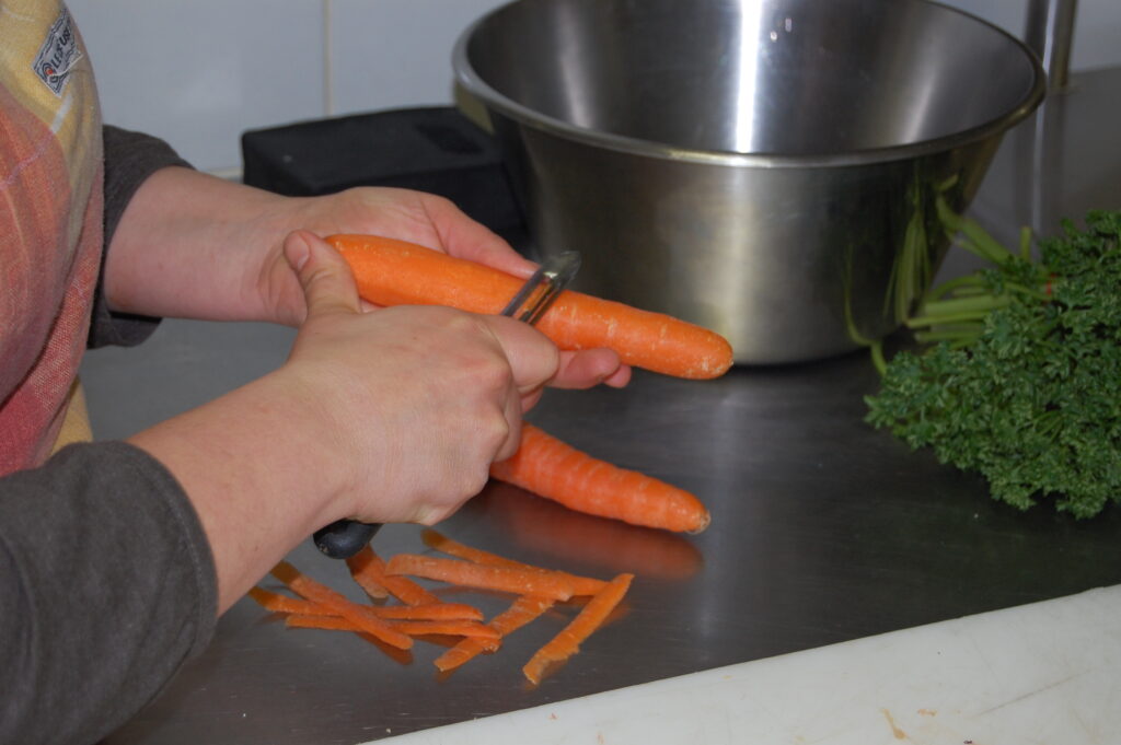 épluchage carotte
