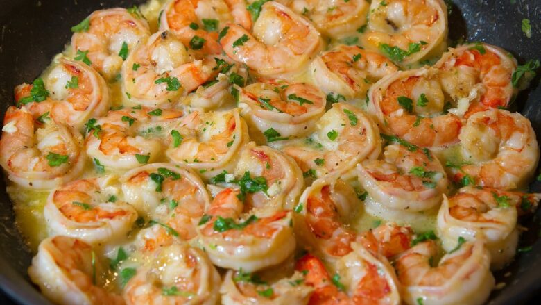 gambas flambees au whisky citrons verts et piment despelette laurent petricorena
