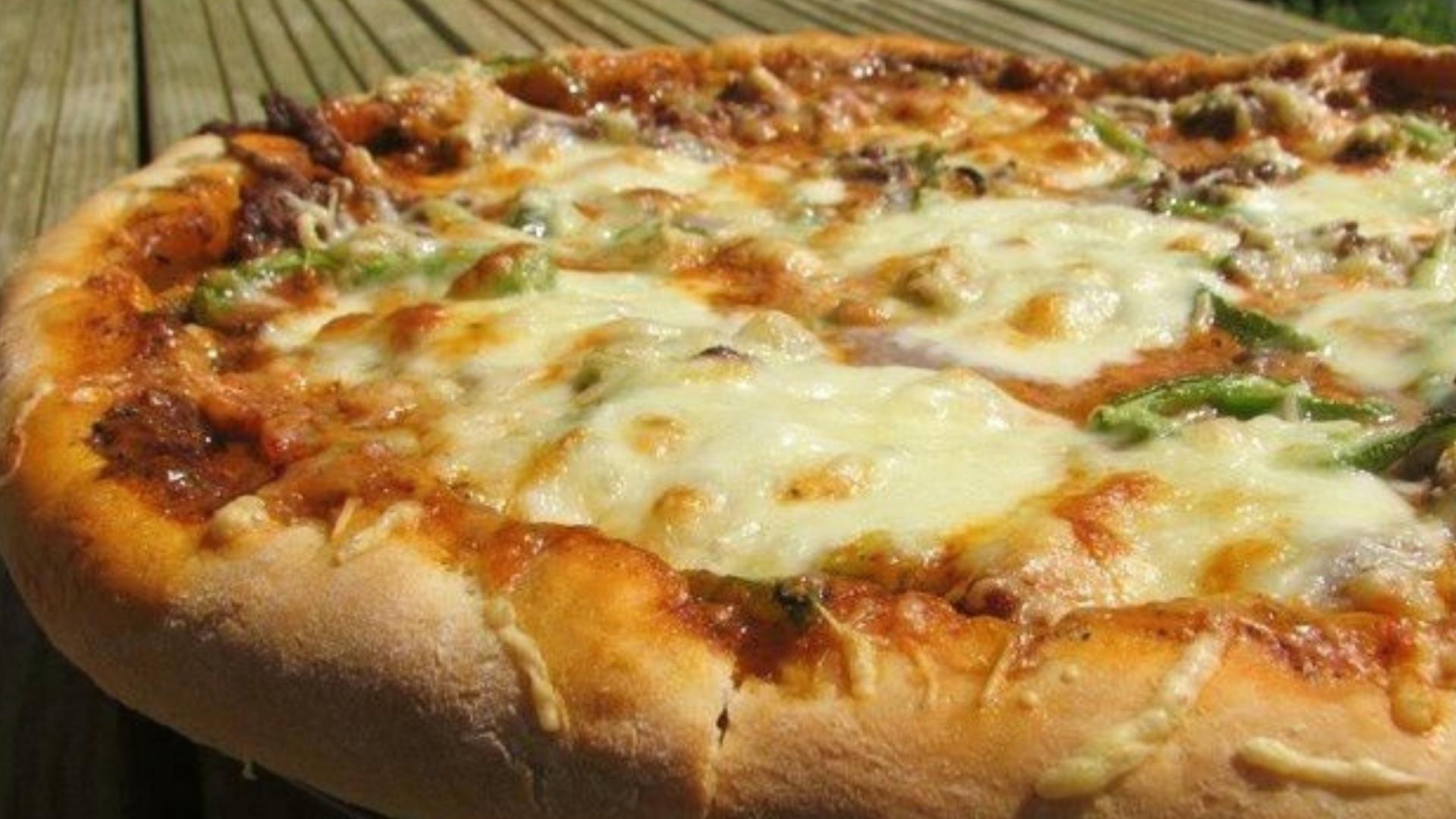 pizza barbecue a la sauce basque sakari