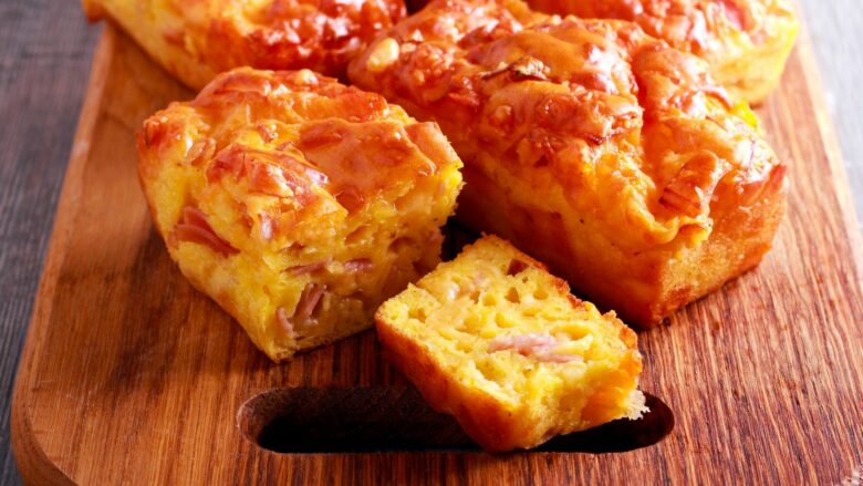 cake au jambon de bayonne petricorena et piment despelette sakari