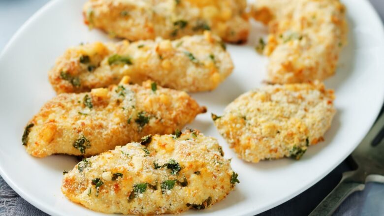 paves de poisson en croute de parmesan et de persil aromatises a la moutarde de la maison petricorena