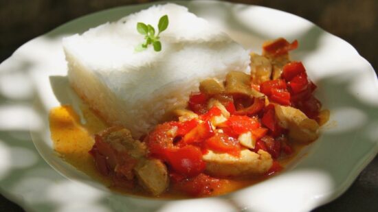saute de poulet a la sauce basque sakari