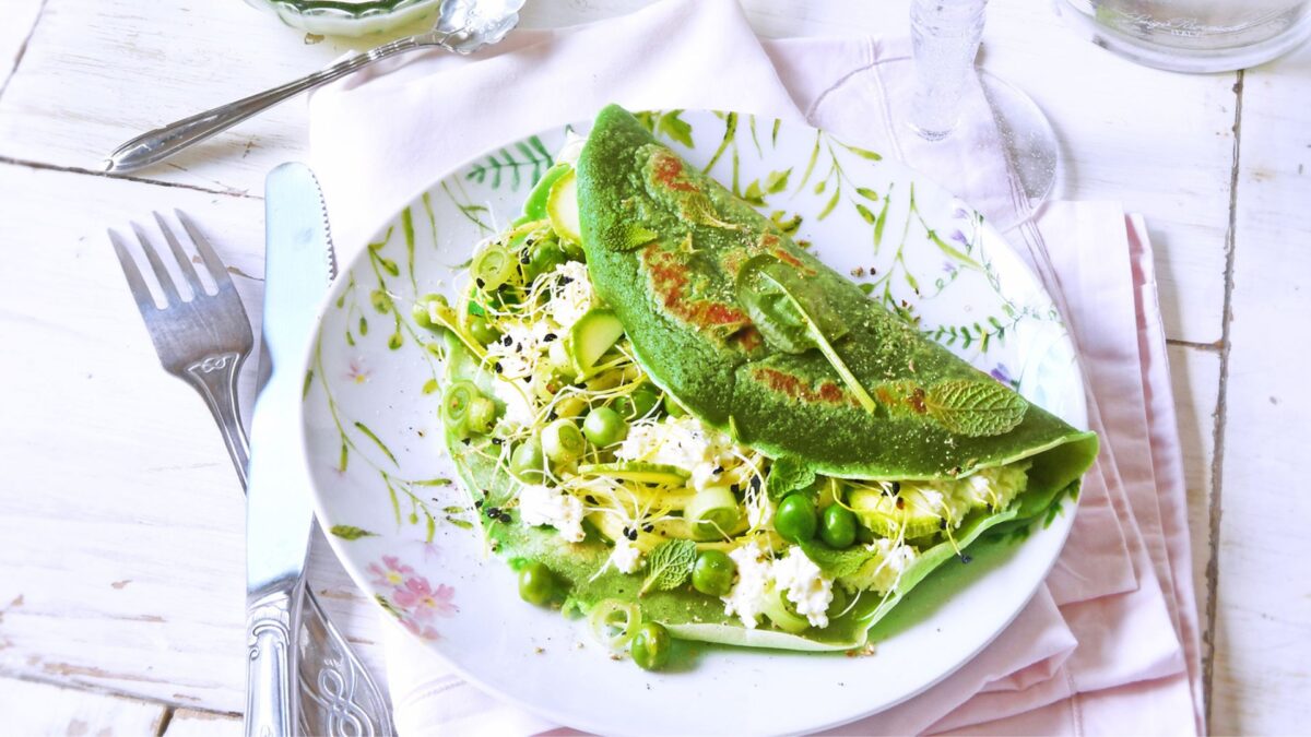 Crepe au fromage frais et legumes croquants