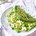 Crepe au fromage frais et legumes croquants